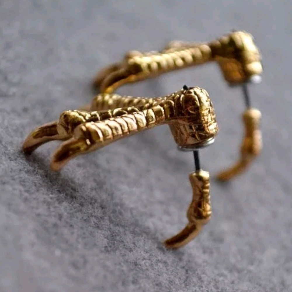 💎💎 Unique Eagle Claw Stud Earrings - Picture 6 of 8